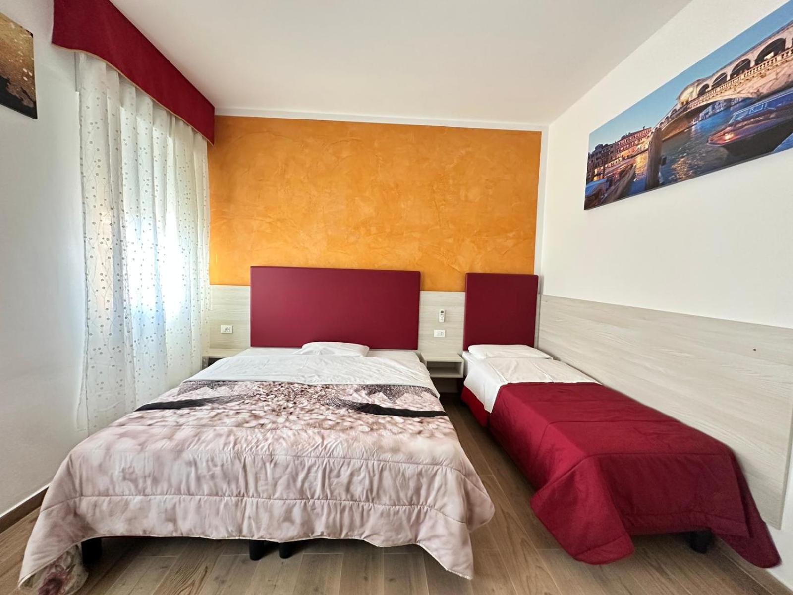 Vacation Venice Rooms Mestre Exterior photo