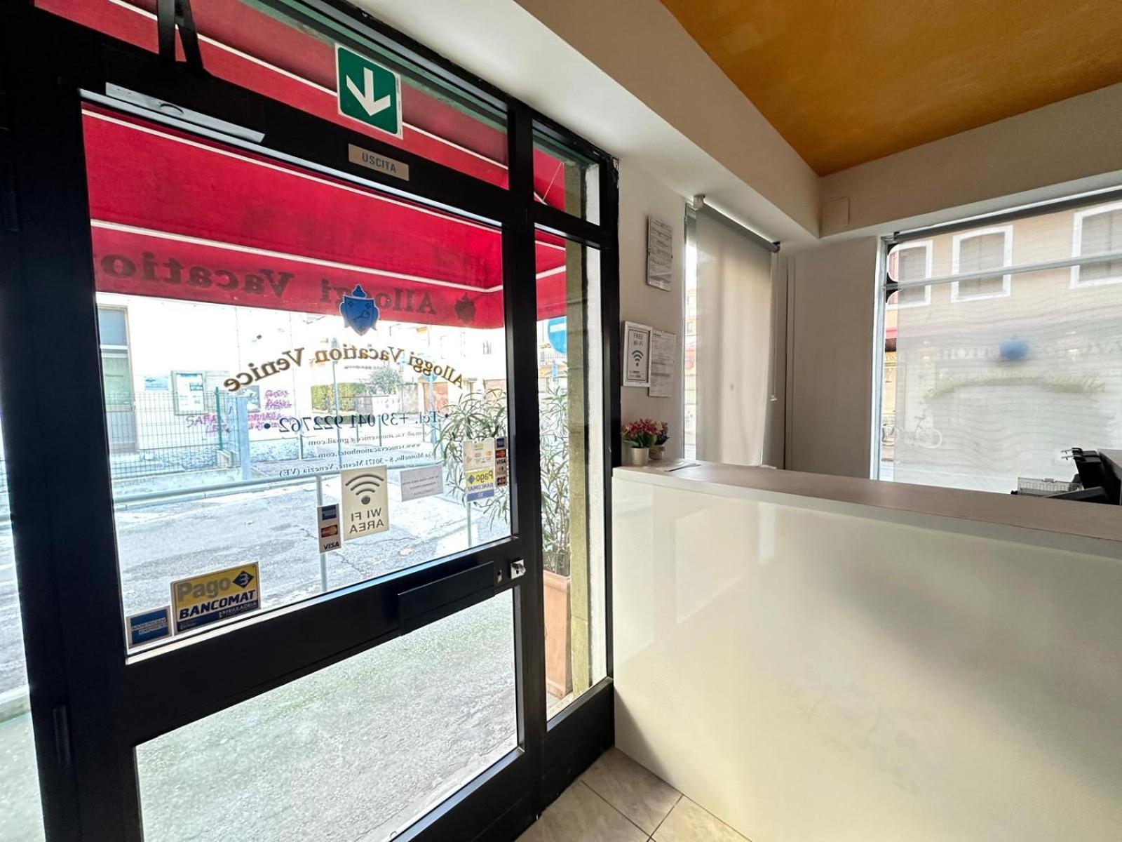 Vacation Venice Rooms Mestre Exterior photo